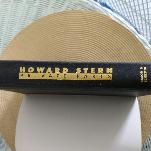 Howard Stern Private Parts book - Picture 2 of 3